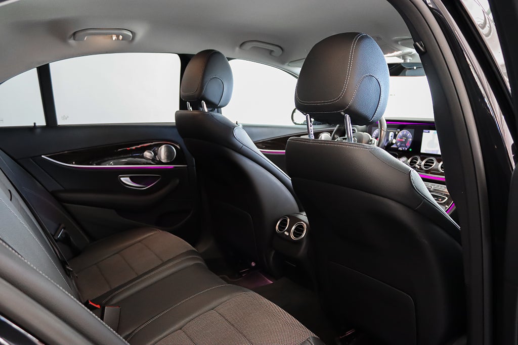 Mercedes-Benz E 220 d 4MATIC Widescreen Burmester Night Värmare Navi