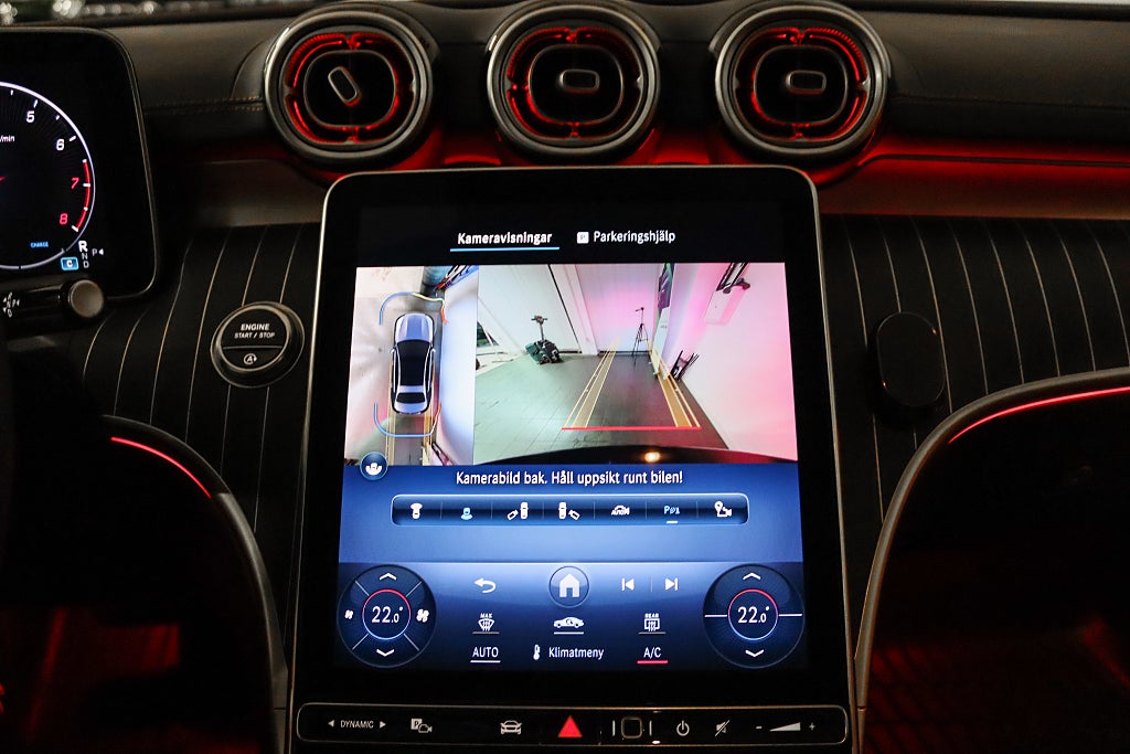 Mercedes-Benz C 200 4Matic AMG Line Premium Panorama Burmester 204hk