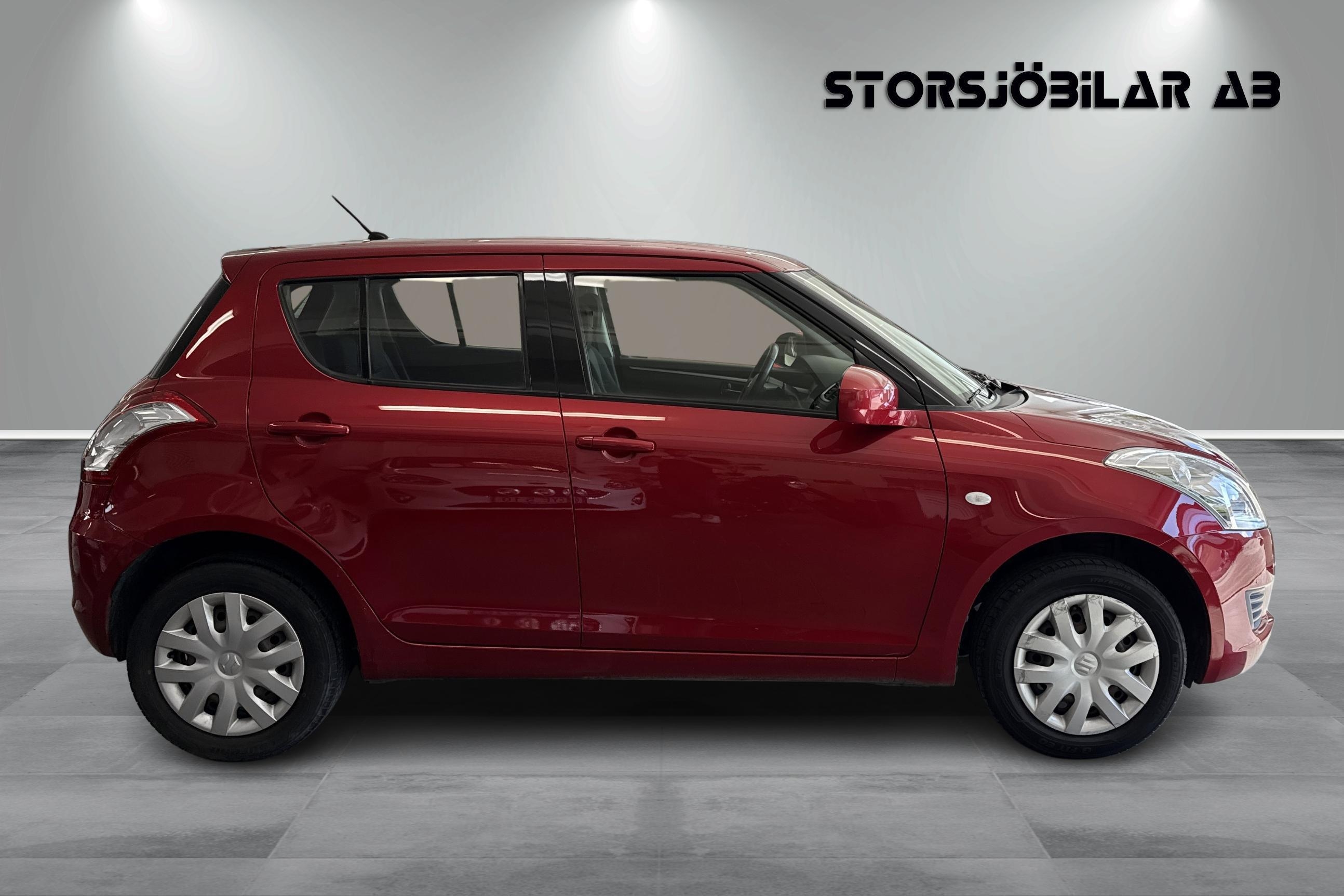 Suzuki Swift 2013, bild 2/43