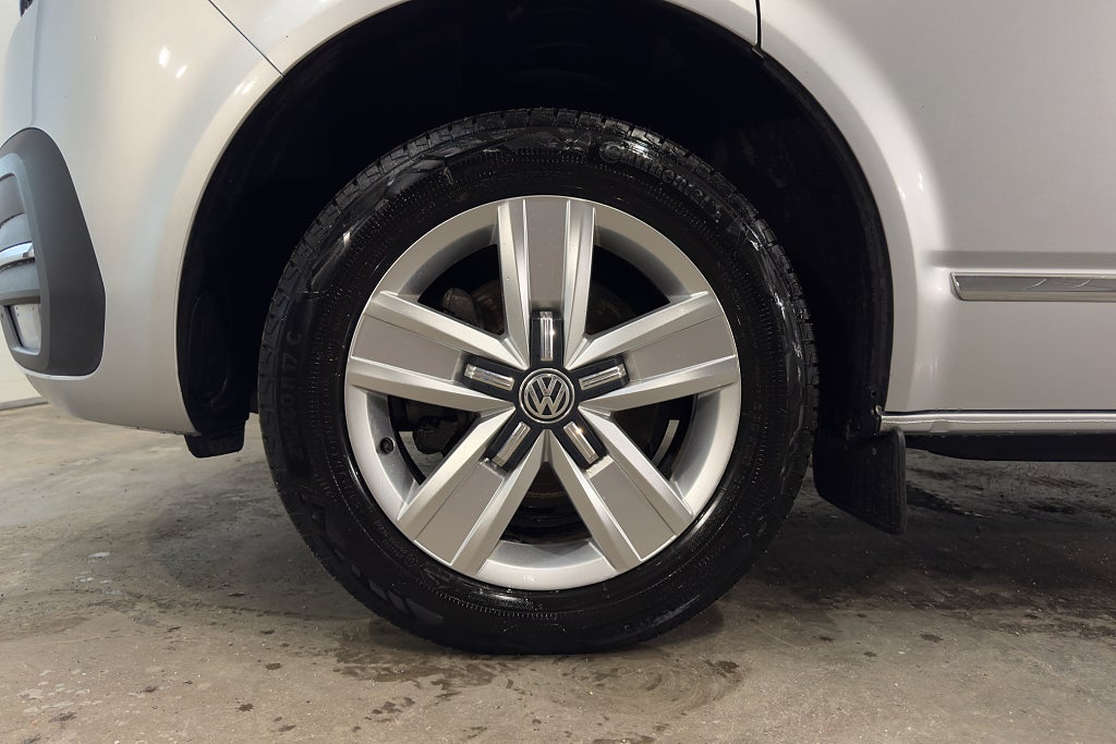 Volkswagen Caravelle 2.0 TDI SCR DSG sekvensiell, 7-trinn, 150ps, 2023