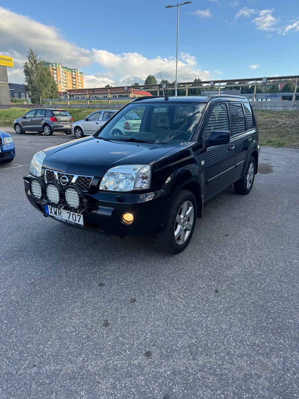Nissan X-Trail 2.5 4x4 Euro 4 Nybesiktad 