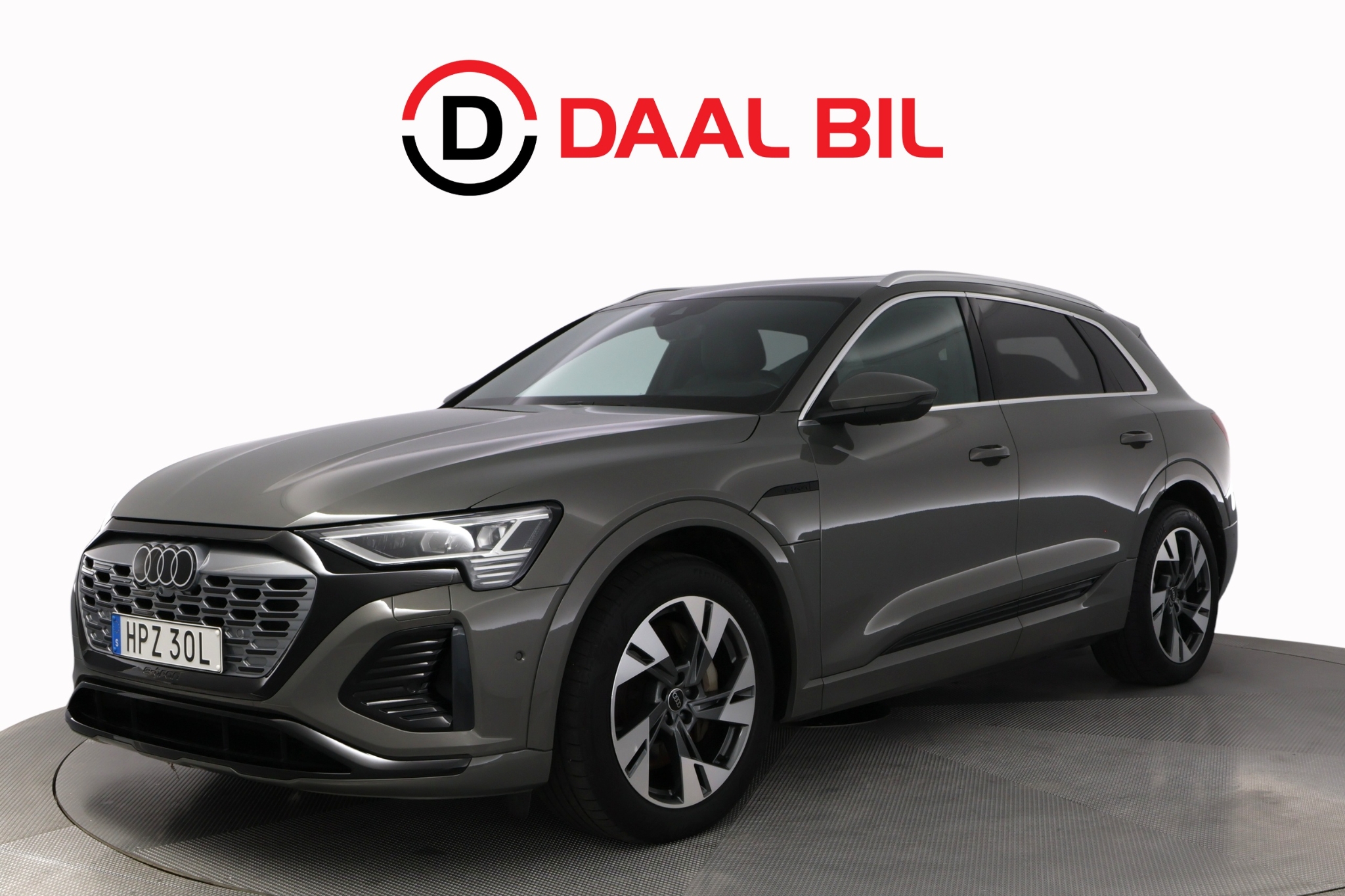 Audi e-tron 2020, photo 6/10