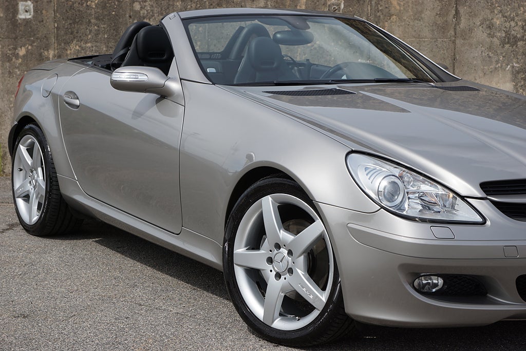 Mercedes-Benz SLK 280 7G-Tronic Cabriolet|Låga Mil|2-Brukare|18” AMG|