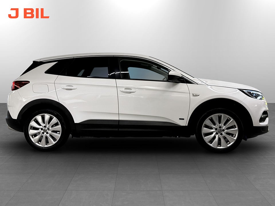 Bild på Opel Grandland X Innovation PHEV 300hk Aut AWD DRAG EL-BAKLUCKA