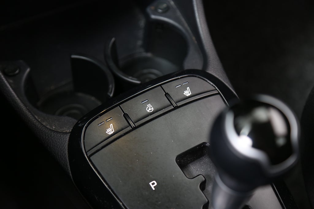 Kia Picanto 1,25 MPI 84hk Advance Automat CarPlay Kamera P-sensor 2020