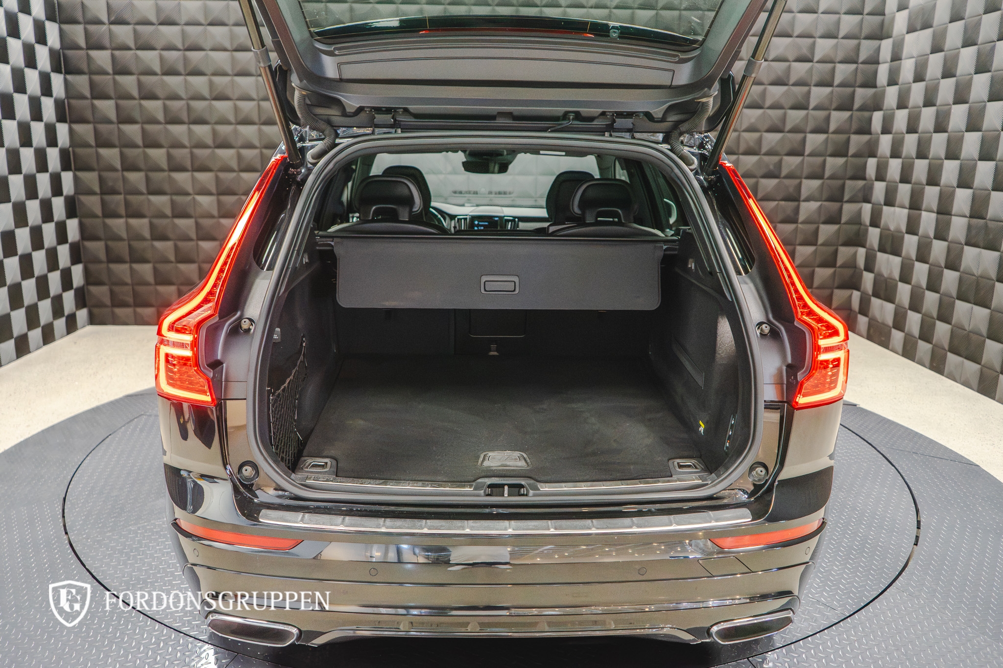 Volvo XC60 D4 AWD R-Design / Drag / VOC 2018, bild 7/60