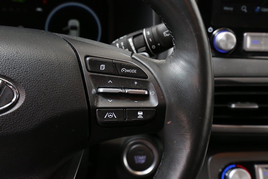 Hyundai Kona 39.2 kWh Advanced Skinn Krell HuD Leasbar 2022