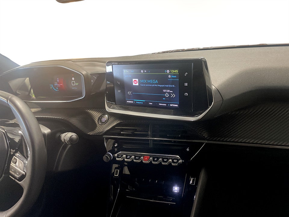 Bild på Peugeot E-2008 Allure Pack 50kWh 136hk Aut B-KAMERA CARPLAY