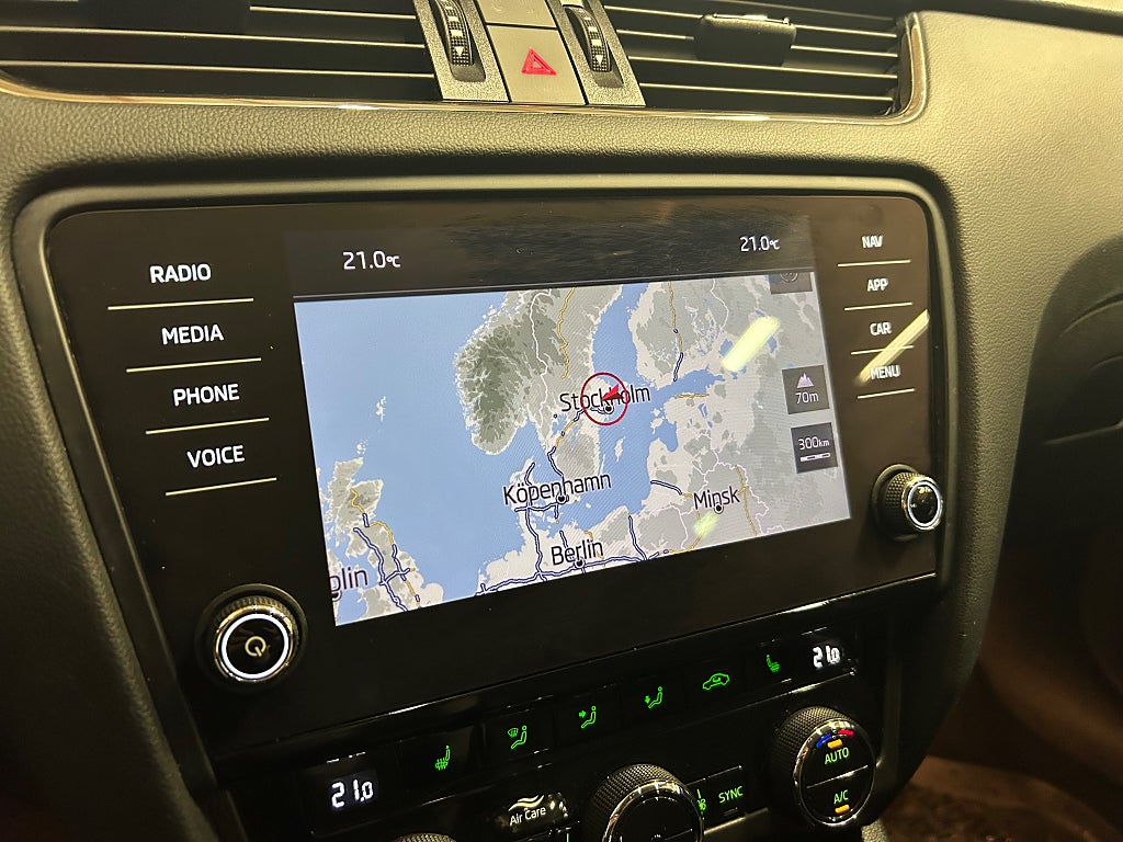 Skoda Octavia Kombi 1.5 TSI Premium Drag P-Värm Navi B-Kam 2019