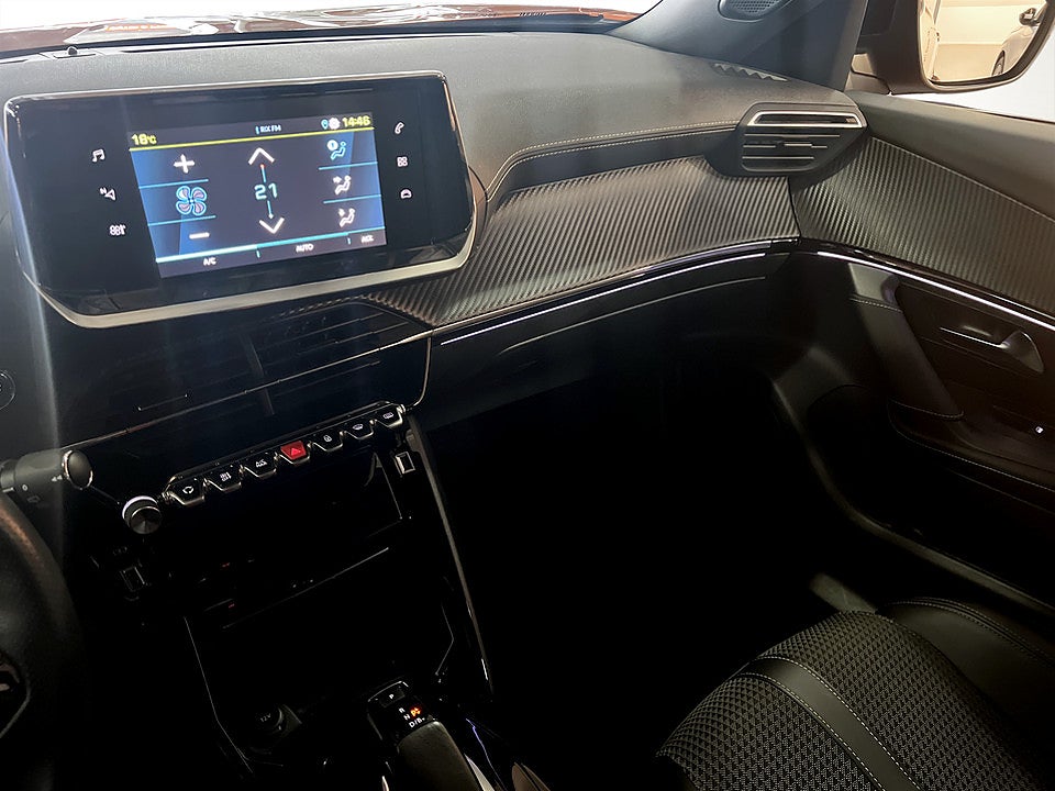 Bild på Peugeot E-2008 GT 50kWh 136hk Aut - B-KAMERA, CARPLAY