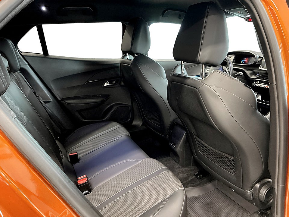 Bild på Peugeot e-2008 GT 50kWh 136hk Aut B-KAMERA NAVI