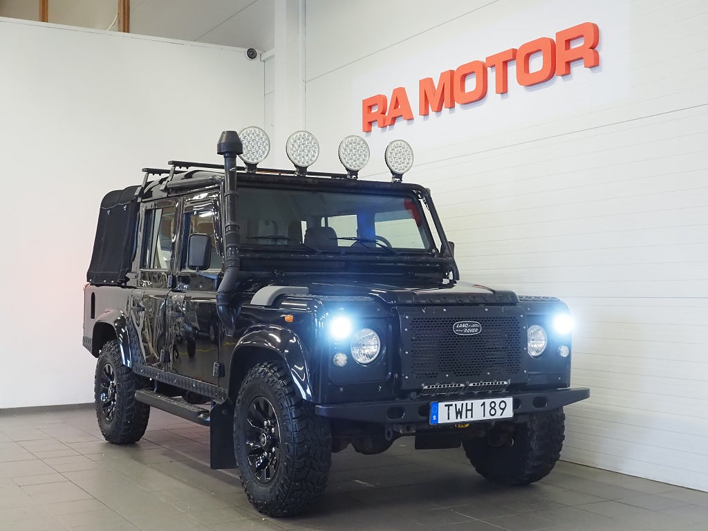 Land Rover Defender 110 4x4 TD5 Black Edition Snorkel Extraljus Drag Pick-U 2002