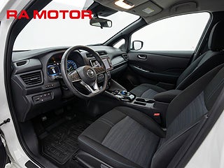 Halvkombi Nissan Leaf 7 av 13