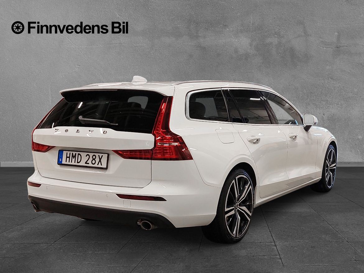 Volvo V60 D4 Momentum Advanced Edition 2021, bild 4/37