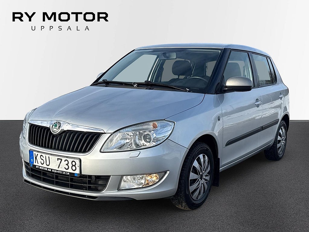 Skoda Fabia 1.2 TSI 86hk Elegance Värmare Nyservad