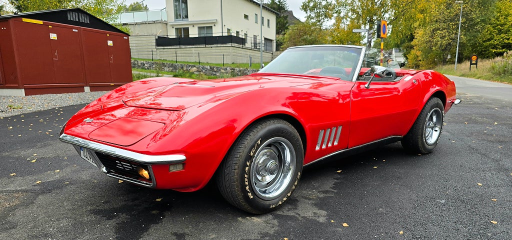 Chevrolet Corvette Stingray Convertible 350 V8 Hydra-Matic