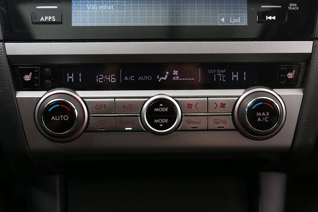 Subaru Outback 2,0D 150hk Summit AWD Aut H/K Skinn Drag
