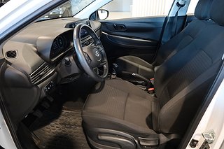 Halvkombi Hyundai i20 10 av 14