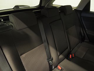Kombi Toyota Auris 13 av 21