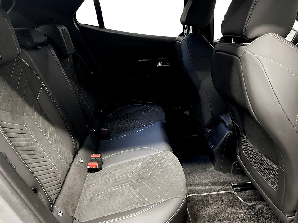 Bild på Peugeot 2008 GT 1.2 PT 130hk Aut - 360-KAMERA, ELSTOL