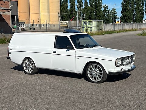 Volvo 145 delivery V8