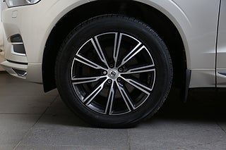 SUV Volvo XC60 9 av 30