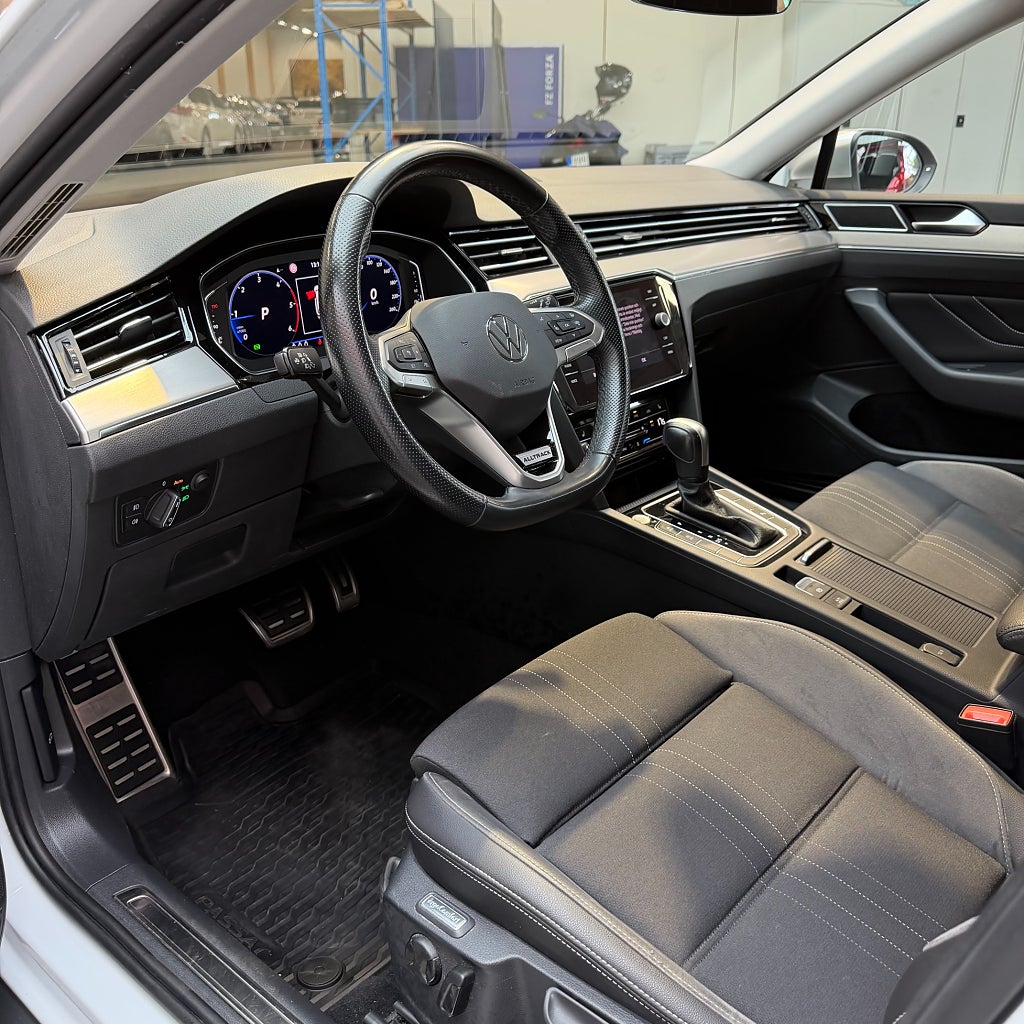 Volkswagen Passat Alltrack 2.0 TDI 4M Alltrack Cockpit Carplay Backkamera D