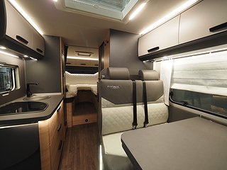 Husbil-halvintegrerad Knaus L!VE TI PLATINUM SELECTION 650 MEG 9 av 18