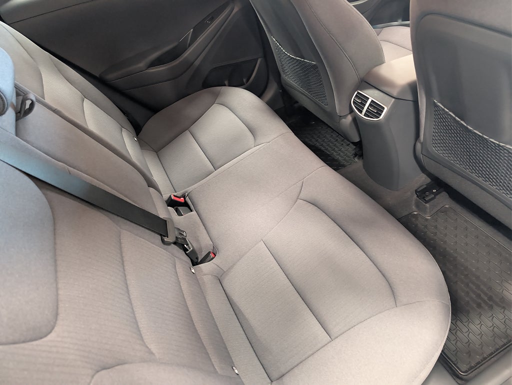 Hyundai IONIQ Hybrid 1.6 DCT Premium M-värm/V-hjul thumbnail