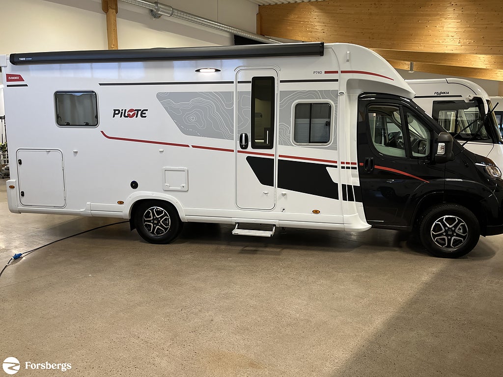 Pilote P740 C EVIDENCÈ Taksäng / ALDE / Maxi Chassi / Omvandlare