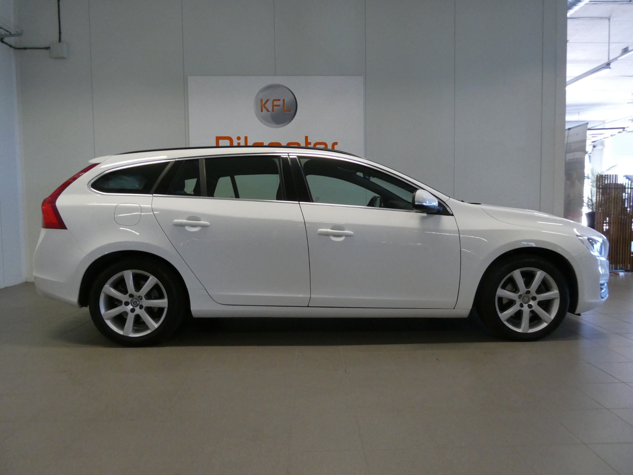 Volvo V60 2018, bild 6/52
