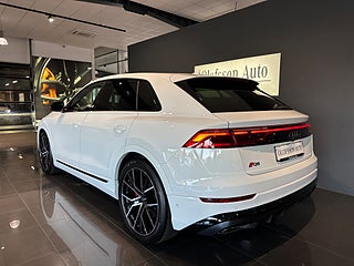 SUV Audi Q8 2 av 18