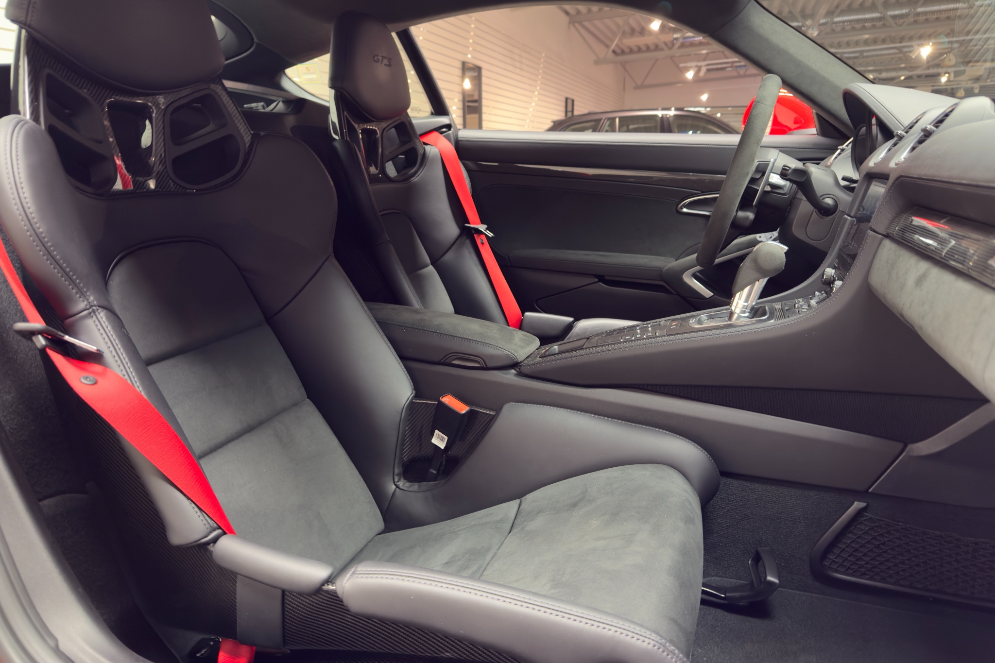 Porsche 718 Cayman GTS 4.0 PDK 400hk | Skalstolar 2024 - miniatyr 34