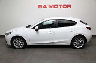 Halvkombi Mazda 3 3 av 30