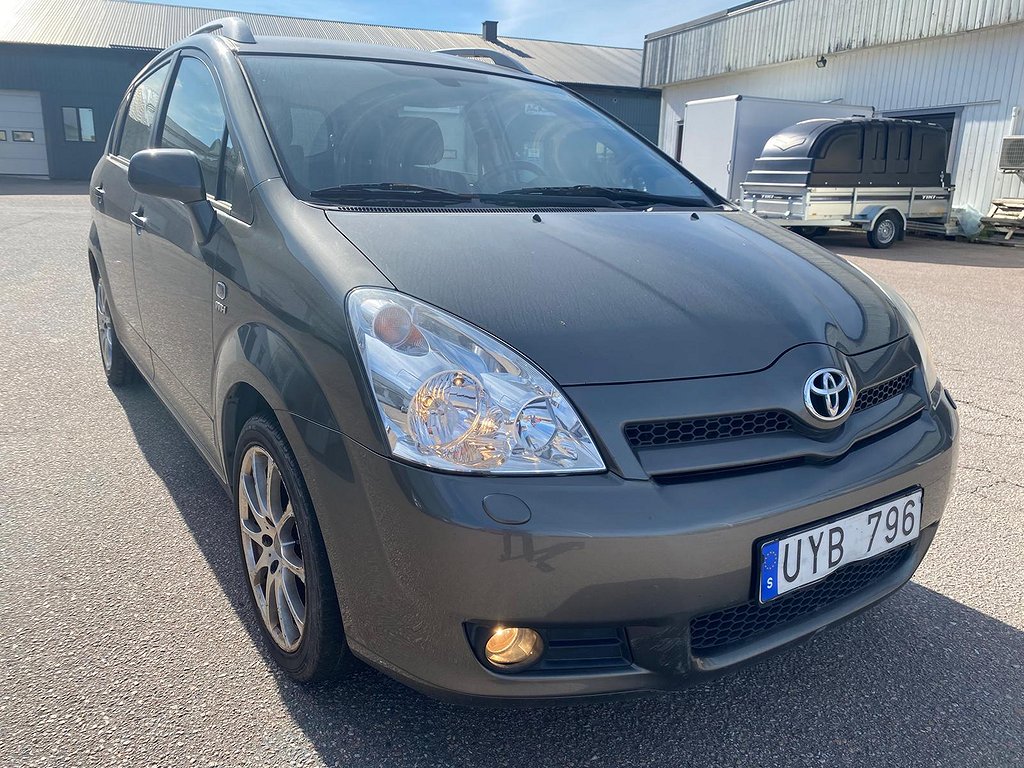 Toyota Corolla Verso 1.8 VVT-i