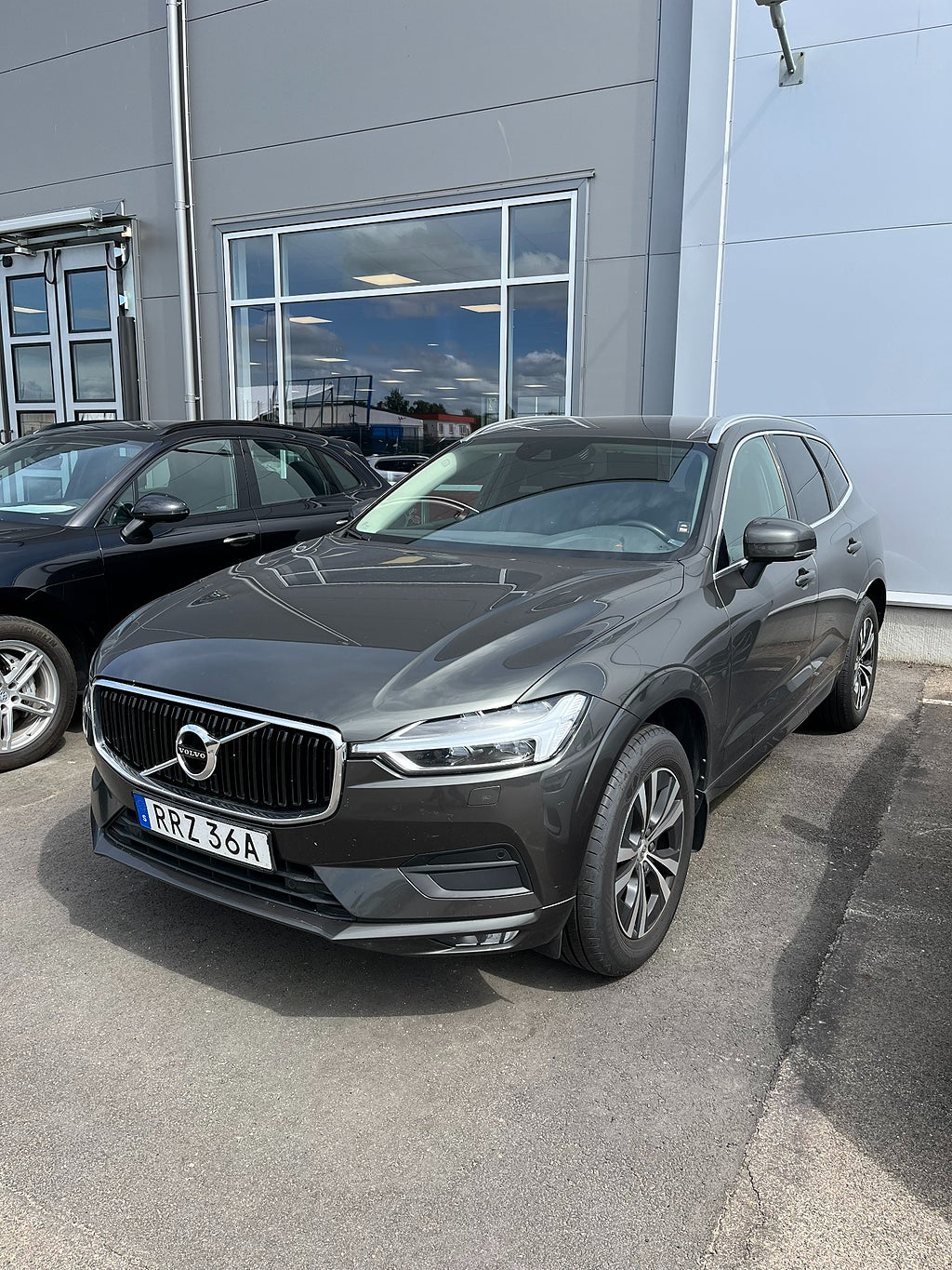 Volvo XC60 D4 Geartronic Momentum Advanced Edition / Drag/nyservad
