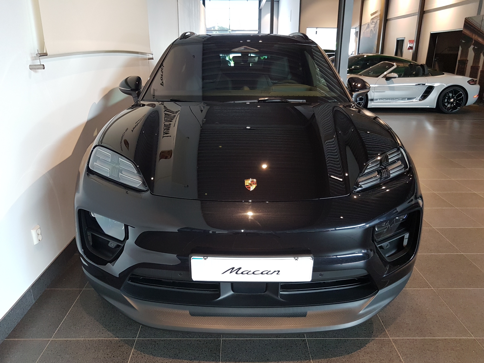 Porsche Macan 4 Electric Se Spec MOMS 2025, kuva 3/42