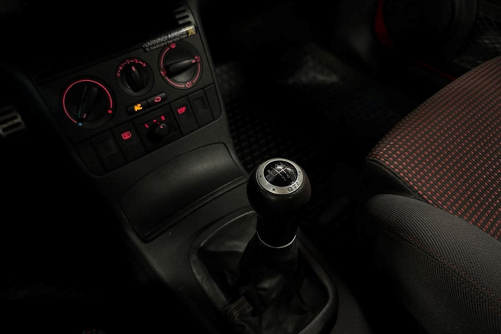 Volkswagen Lupo 1.6 GTI 125hk, Nylackad