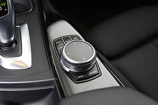 Kombi BMW 320 22 av 26