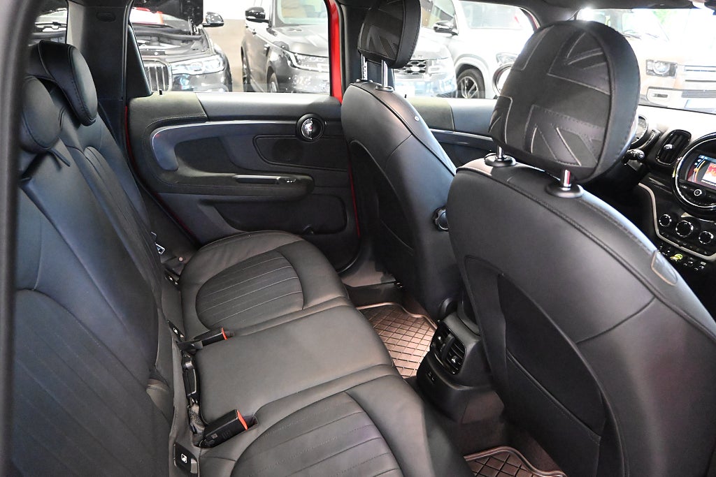 MINI Countryman 2019 - miniatyr 13
