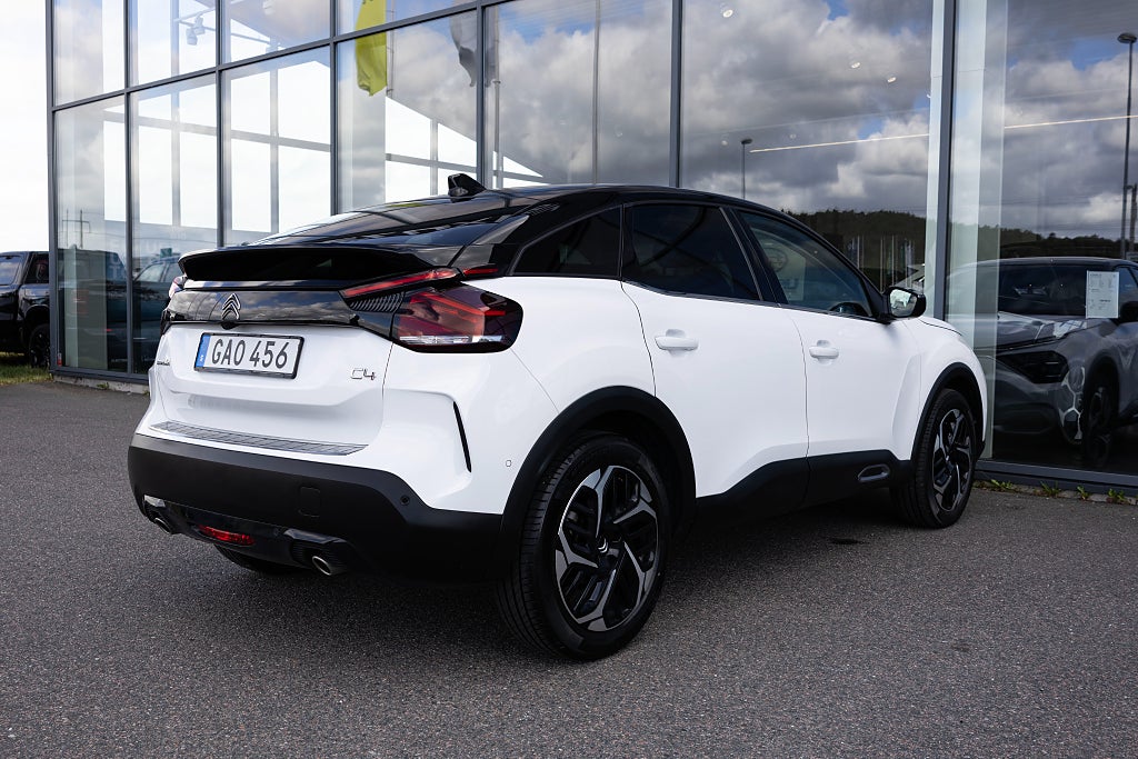 Citroën C4 SHINE 130hk Aut Fram- & B-kamera Rattvärme Navi