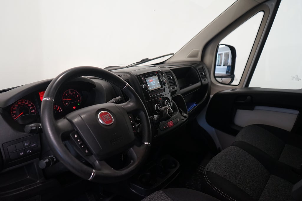 Fiat ducato Fiat Ducato Van Manuell 136hk