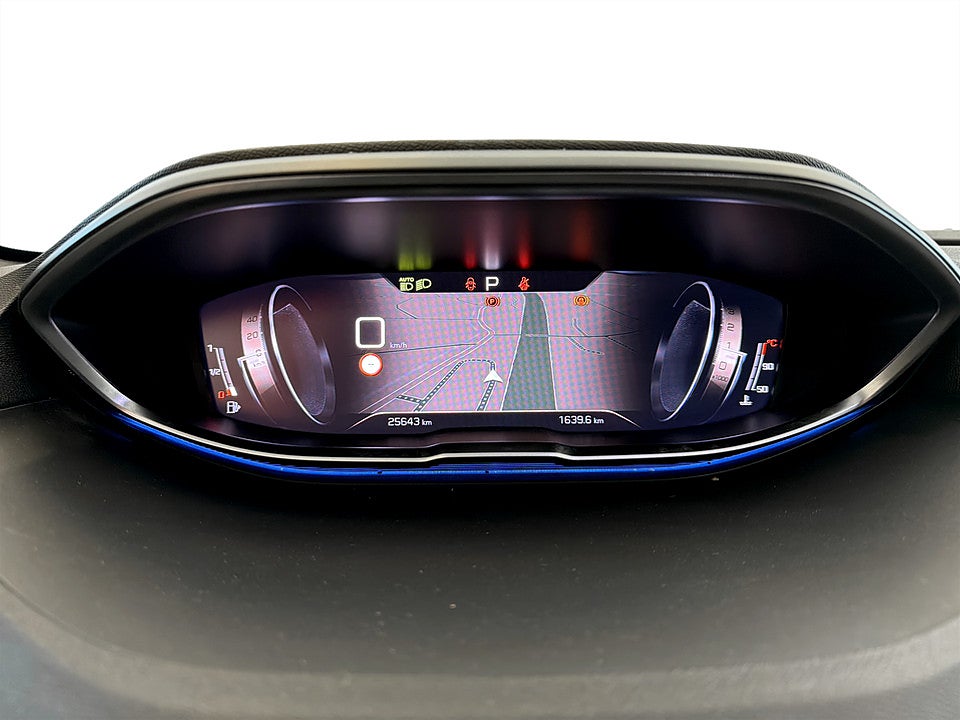 Bild på Peugeot 5008 GT 1.2 PT 130hk Aut 7-SITS B-KAMERA CARPLAY