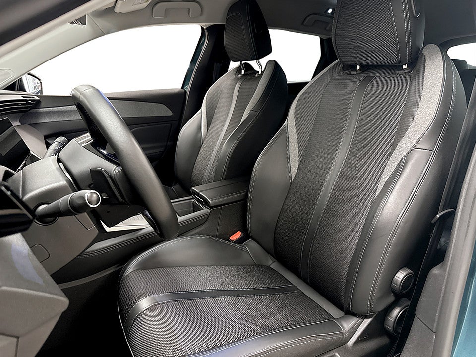 Bild på Peugeot 308 sw SW Allure Pack PHEV 180hk Aut B-KAMERA DRAG