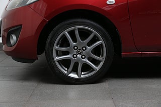 Halvkombi Mazda 2 25 av 25