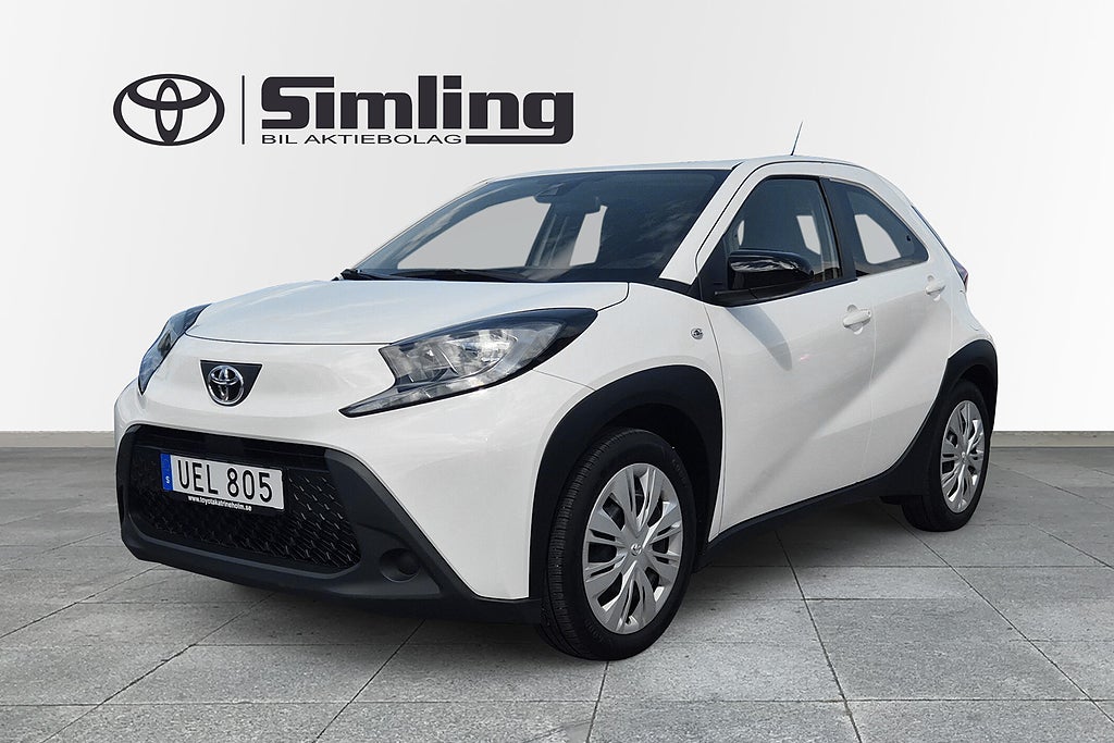 Toyota Aygo X 1.0 VVT-i Play / Vinterhjul