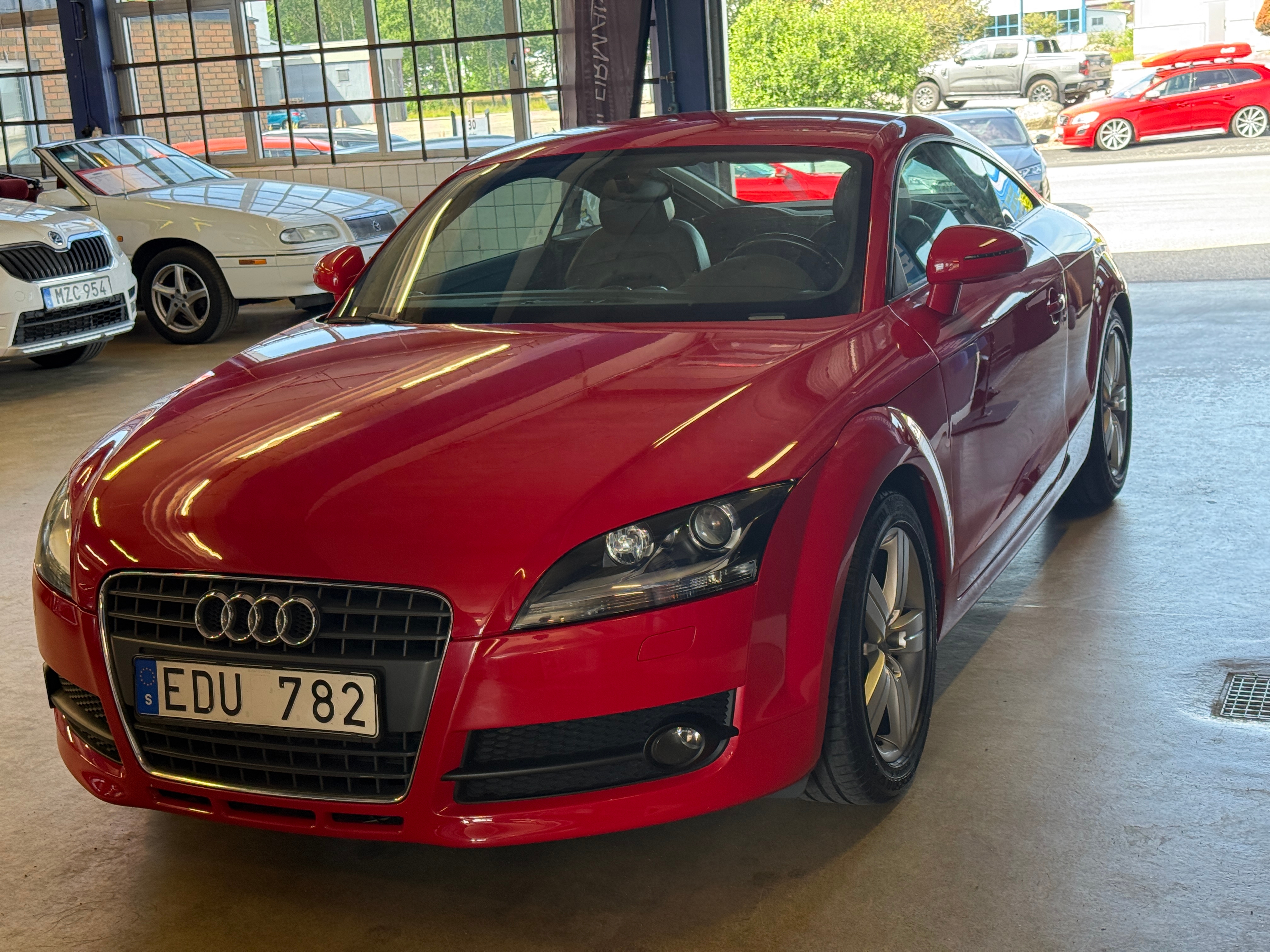 Audi TT Coupé 1.8 TFSI 2010, photo 2/35