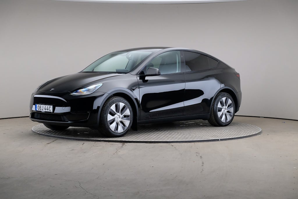 Tesla Model Y Long Range AWD Drag