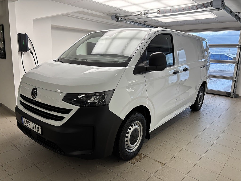 Volkswagen Transporter T7 SKÅP L1 TDI 110KW AUT.
