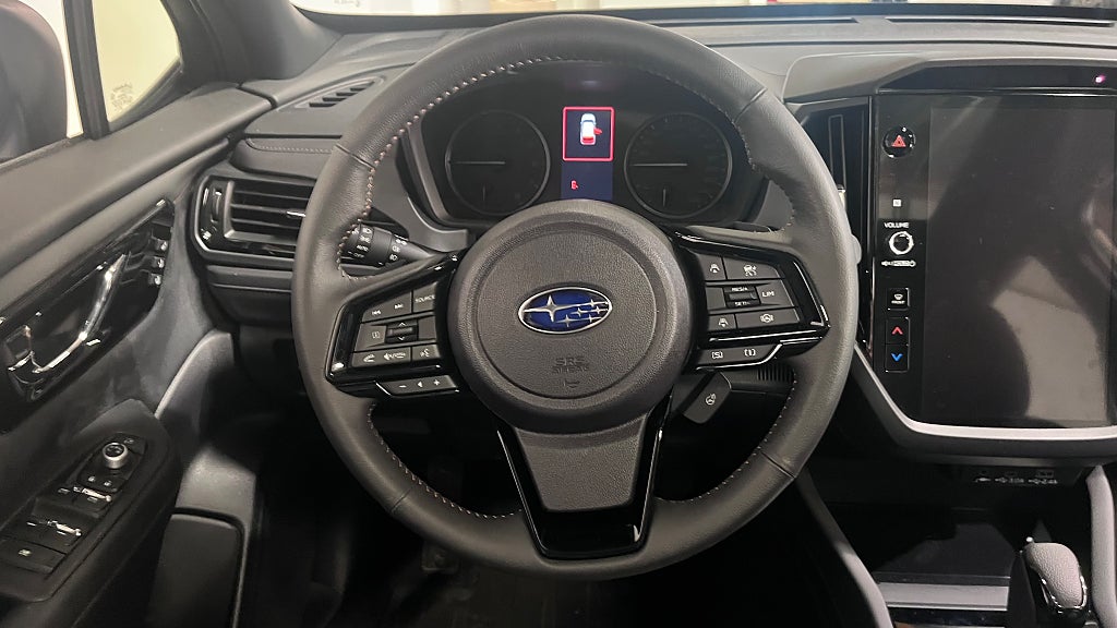 Subaru Forester e-Boxer Touring | Drag, V-Hjul, M-värm | H/K, 360, PANO